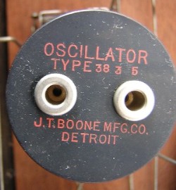 Boone oscillator coupler top view