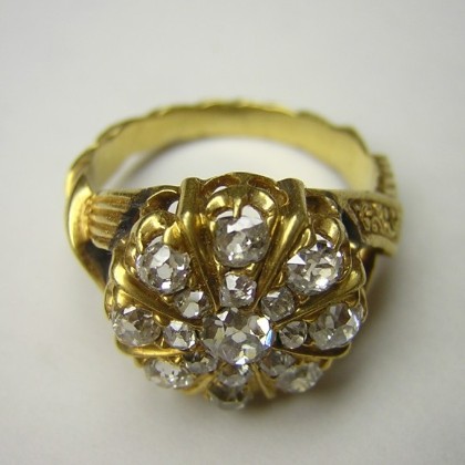 Diamond ring front